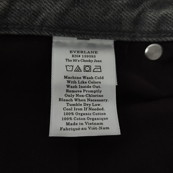 Everlane The 90s Cheeky High Rise Straight Crop Jeans In Grey - Picture 5 of 9